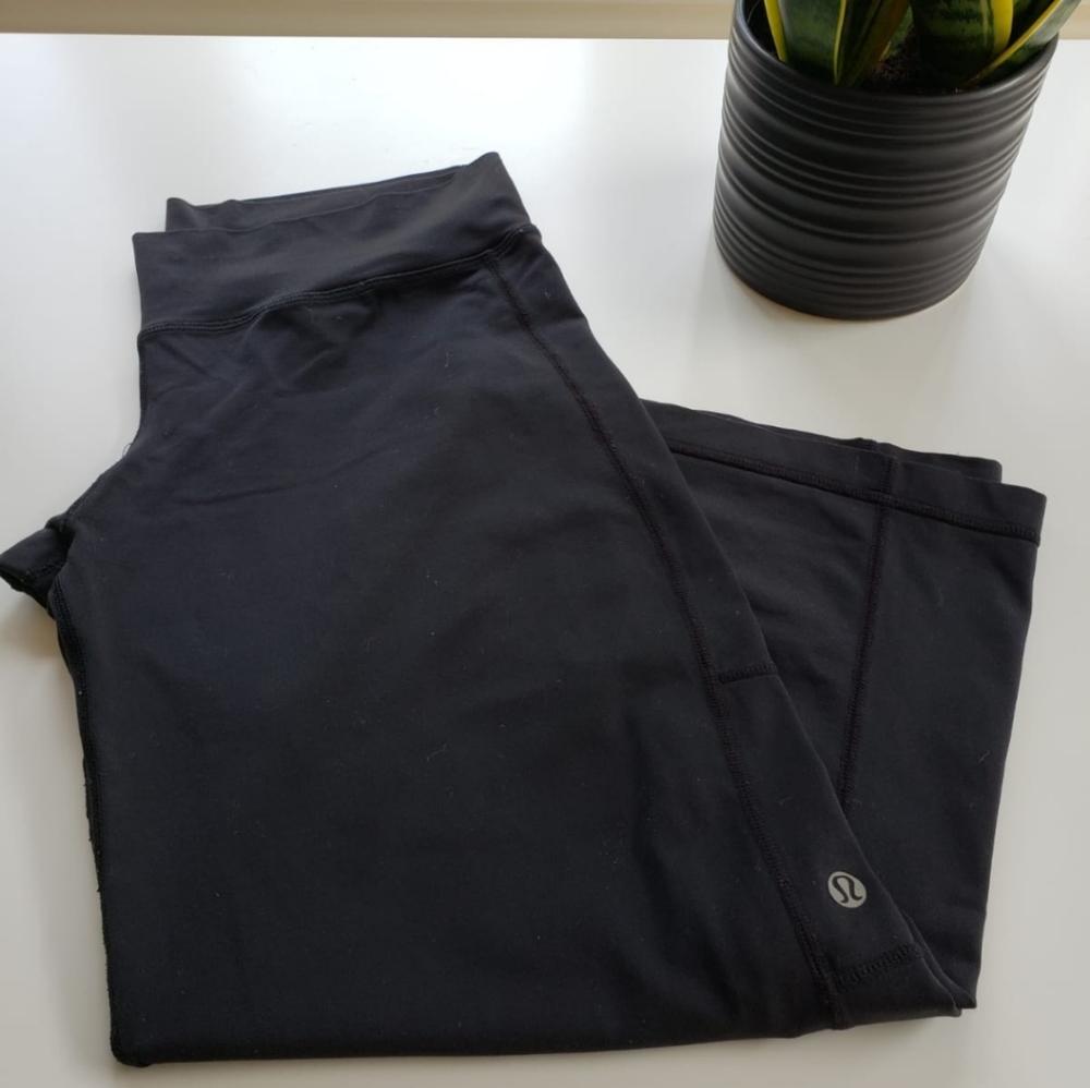 Sold - Lululemon wide leg cropped